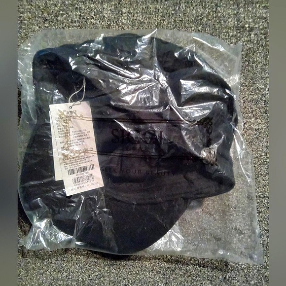 Siggi Pageboy Hat - Picture 6 of 7